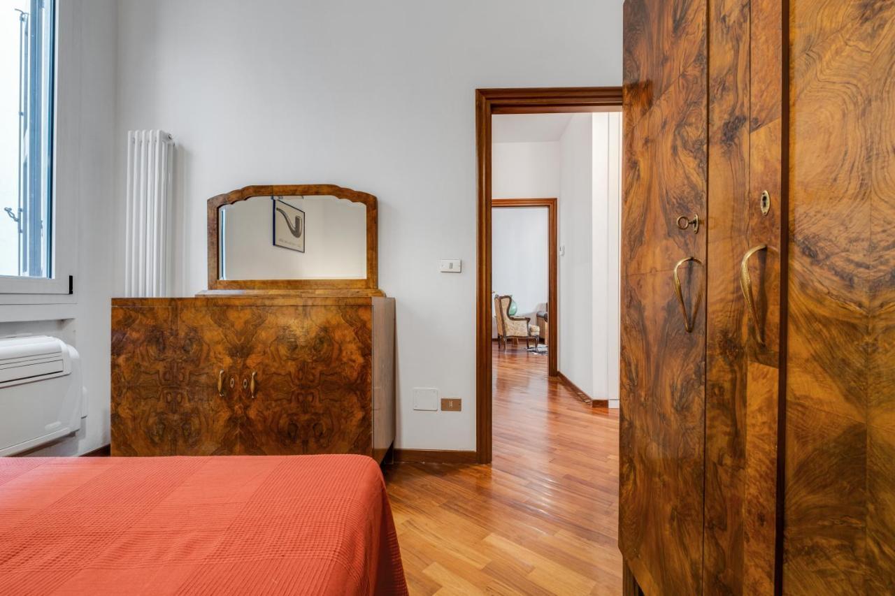 בולוניה A Due Passi Dalla Pinacoteca Apartment מראה חיצוני תמונה